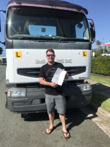 LKW-Führerschein Schweiz: Voraussetzungen & Kosten